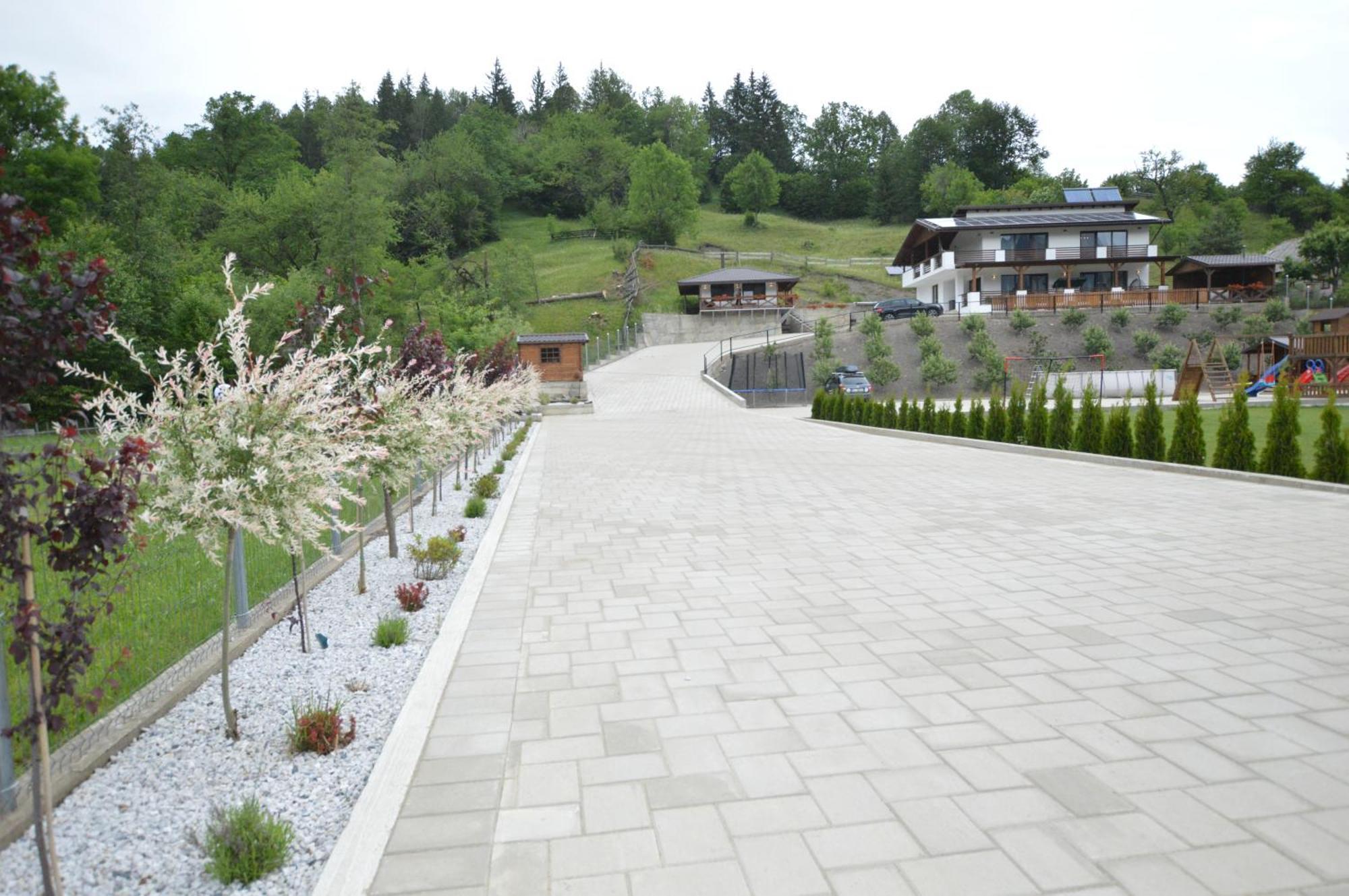 Romantik Resort Câmpulung Moldovenesc Exterior foto