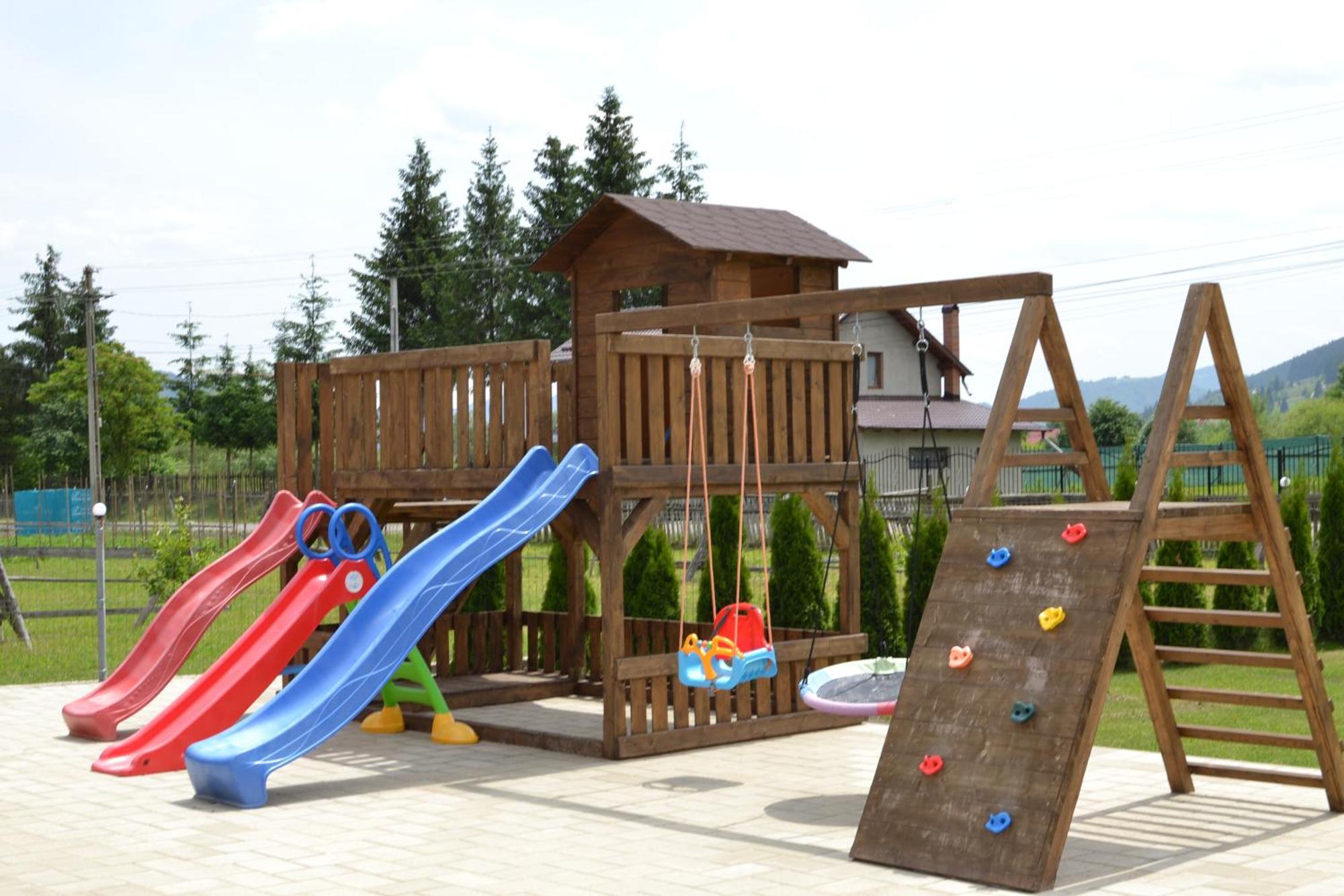 Romantik Resort Câmpulung Moldovenesc Exterior foto